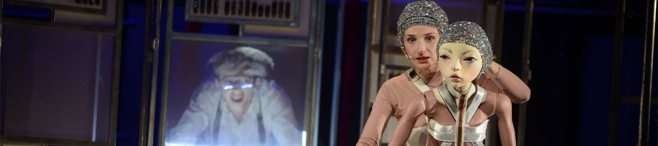 FRANKENSTEIN: CREATURA LUI MARY