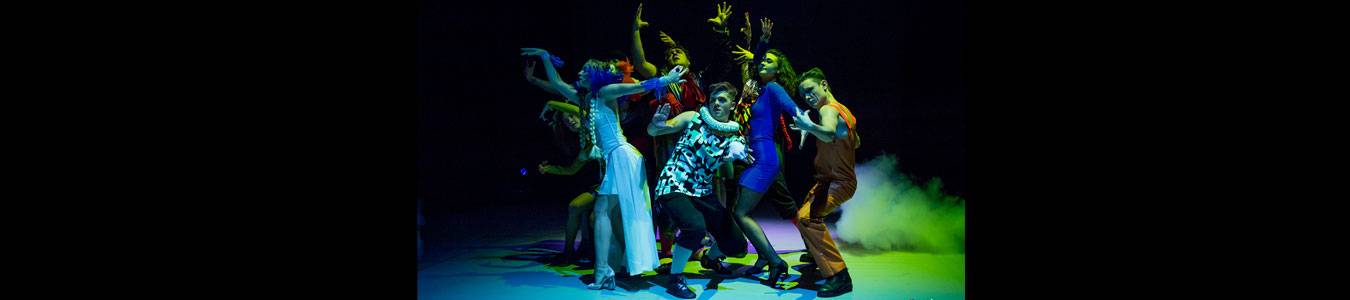  Apa Vie - Teatrul Mic