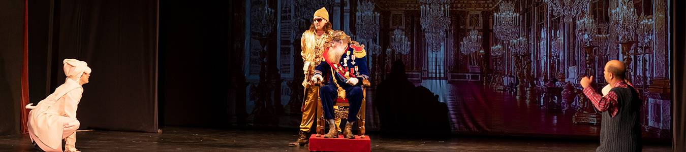 O POVESTE A PORCULUI