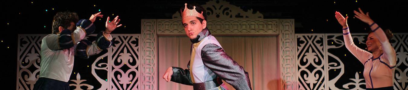 HAINELE CELE NOI ALE IMPARATULUI