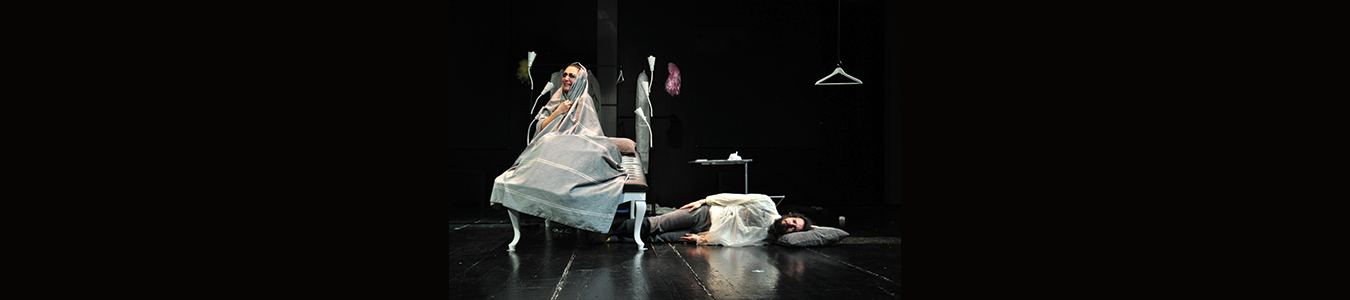 MACBETH / O CASNICIE DE POMINA / MACBETH / A NIGHTMARE FOR TWO 