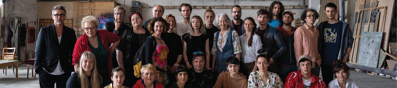 DAS THEATER / TEATRUL / THE THEATRE