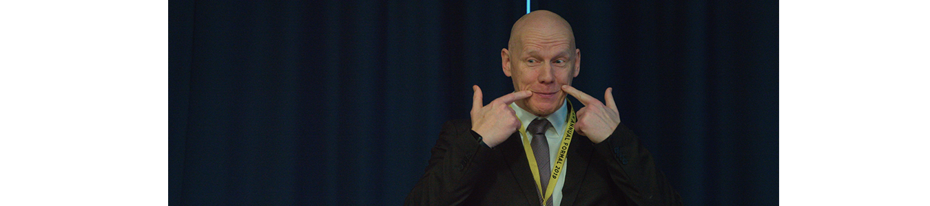 PLATON CEL TANAR / YOUNG PLATO - urmat de o sesiune Q&A cu actorul principal Kevin McArevey