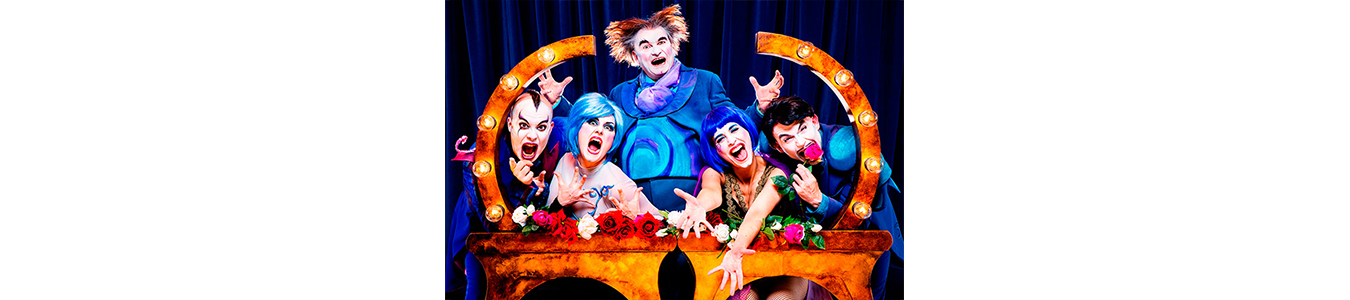 OPERA COMICA / A COMEDY OF OPERAS