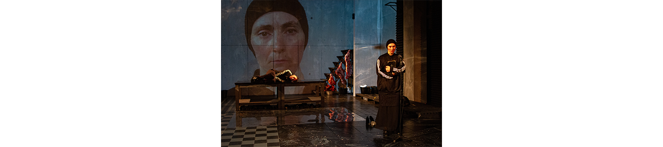 DOMNISOARA IULIA / MISS JULIE