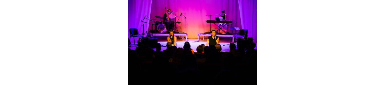 ASTEPTANDU-L PE ULISE