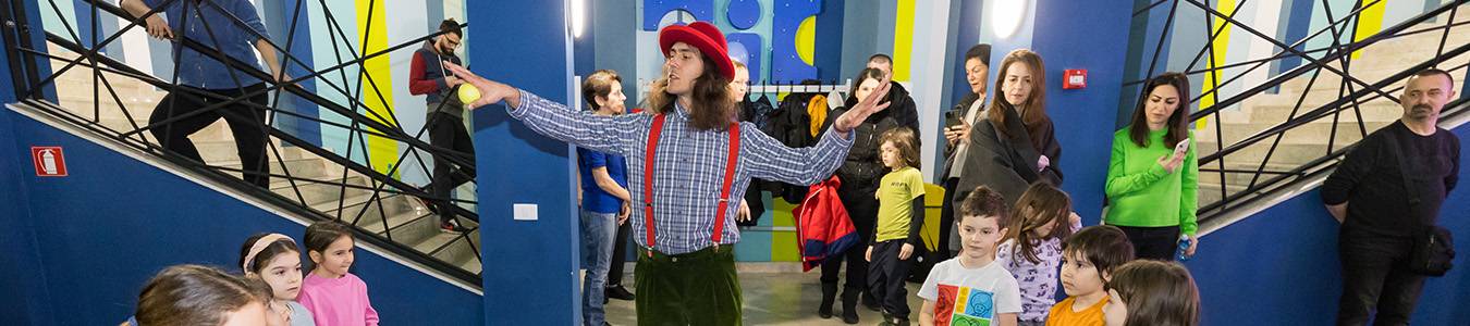 INITIERE IN JONGLERIE - ATELIER DE JOACA