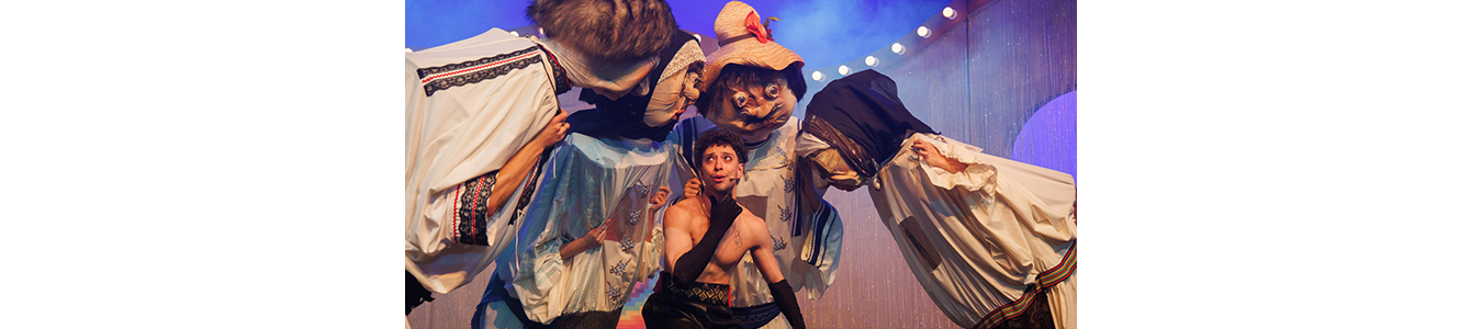 MOARTE LA TEATRUL DE REVISTA / DEATH AT THE REVUE THEATRE 